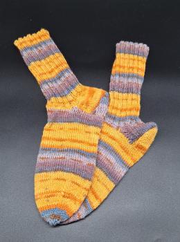 Handgestrickte Socken Größe 34 - 35