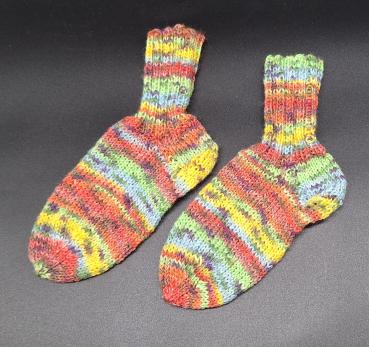 Handgestrickte Socken Größe 22 - 23
