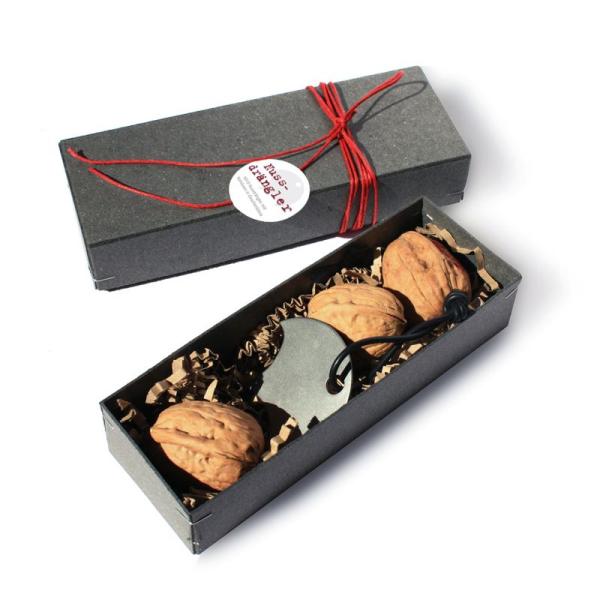 Nuss-Drängler im Geschenkkarton